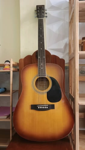 Suzuki high quality guitar មួយទឹកជប៉ុន