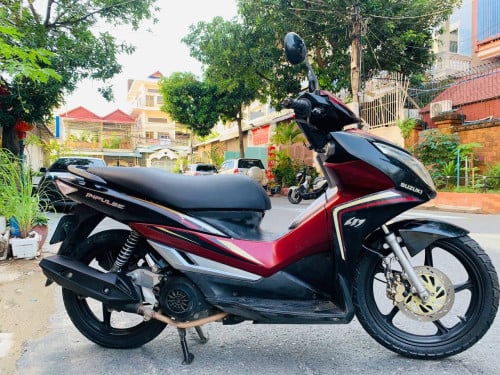 SUZUKI IMPULSE (710$)2016 Japan 125cc