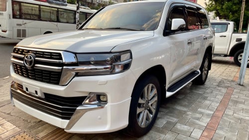 Toyota Land Cruiser 2009 V6 Urgent sale!!!