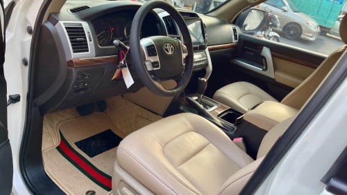 Toyota Land Cruiser 2009 V6 Urgent sale!!!