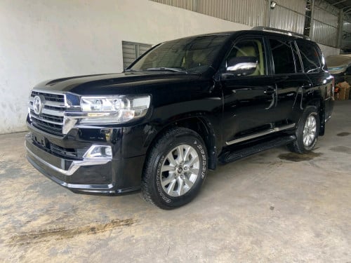 Toyota Landcriser 2017 ( GX- R )