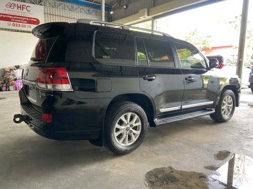 Toyota Landcriser 2017 ( GX- R )