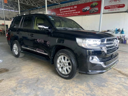 Toyota Landcriser 2017 ( GX- R )