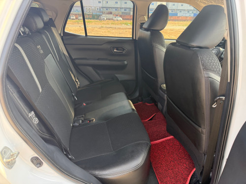 Toyota Raize 2023 ម្ខាស់ដើមទី១ទិញខ្លាញ់គោ គីឡូ១ម៉ឺនជាងគីឡូទេ ថ្មីណាស់ទឹកថ្នាំស៊្រីន១ជុំ
