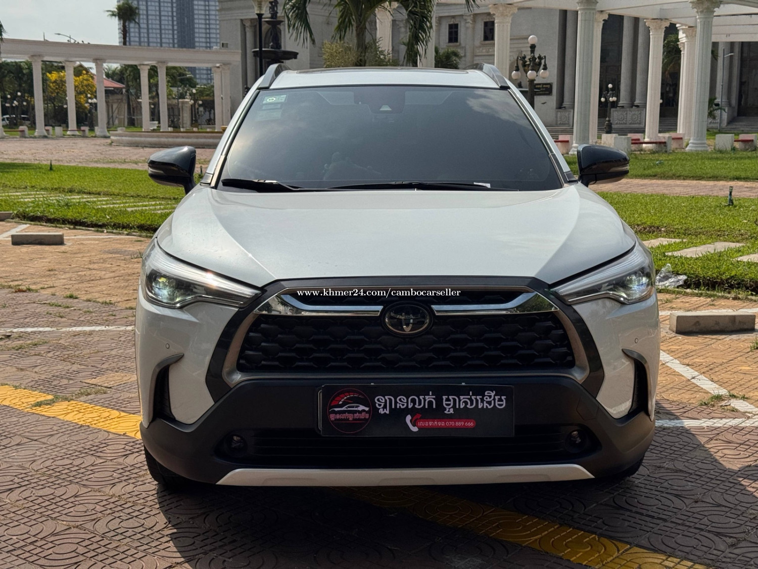 Toyota corolla cross 2023 ម្ចាស់ដើម price $32500.00 in Boeng Kak Muoy ...