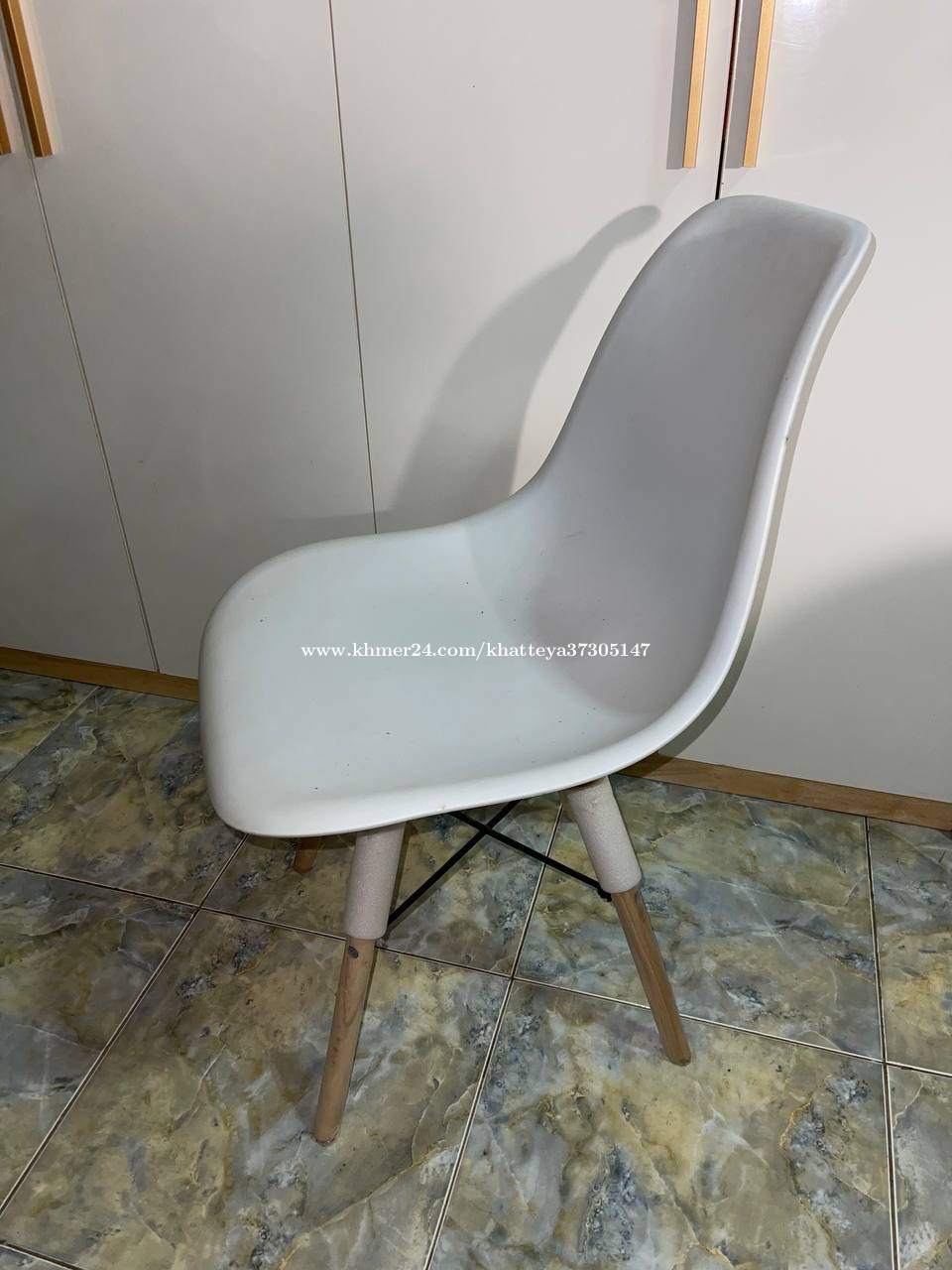 កៅអីរៀន - Chair - 8$