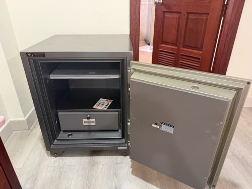 ទូរដែកសុវត្ថិភាព