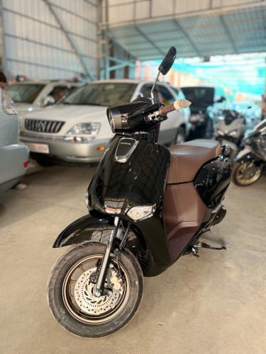 ហាងលក់ម៉ូតូគឹមអេង
