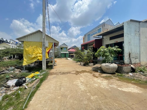 ដីក្រោយឈូកវ៉ា២