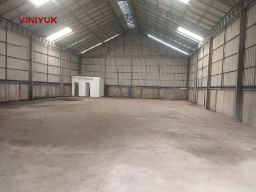ឃ្លាំង សម្រាប់ជួល!!