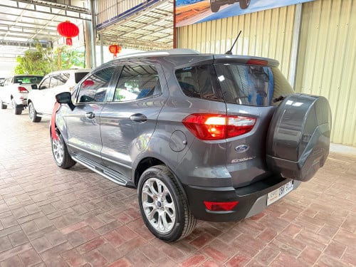 ឡាន​ស្អាត​លក់​នៅ​សៀមរាប​020ថ្មីណាស់