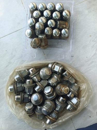 មាន​2ឈុត