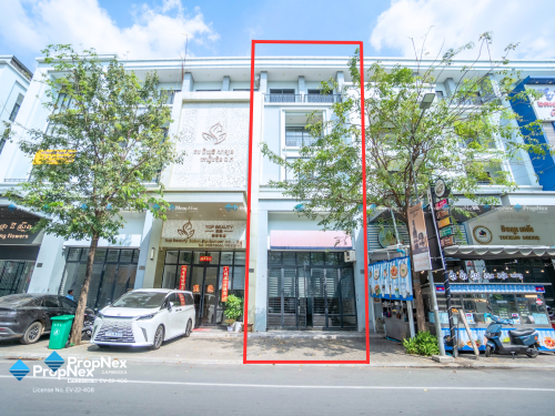 ផ្ទះអាជីវកម្មលក់បន្ទាន់ តម្លៃថោកក្រោមទីផ្សារ នៅក្នុង Borey Chip Mong 271