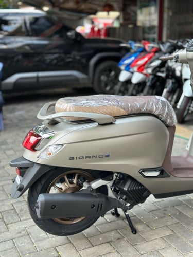 វៃដូរបង់រំលស់HONDA GIORNO+ឆ្នាំ2026ថ្មីកេសក្រុមហ៊ុន100%
