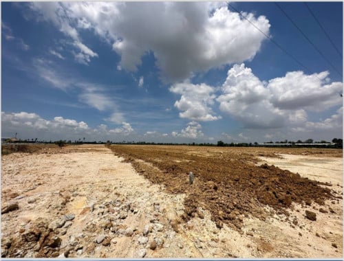 ដីលក់បន្ទាន់សក្កិសមសម្រាម់សង់រោងចក្រ/Land For sale Good For Factory