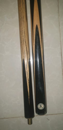 ដងស្នុកពីរកំណាត់ Two-piece snooker cue