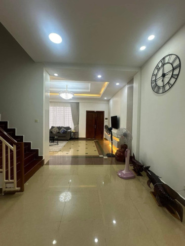 🏠 វីឡាកូនកាត់ LA សម្រាប់ជួល (Borey Peng Huoth Boeung Snor)