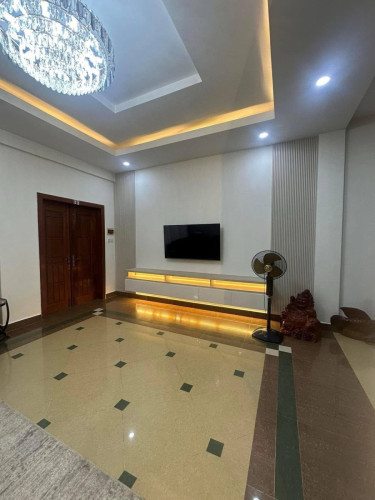 🏠 វីឡាកូនកាត់ LA សម្រាប់ជួល (Borey Peng Huoth Boeung Snor)