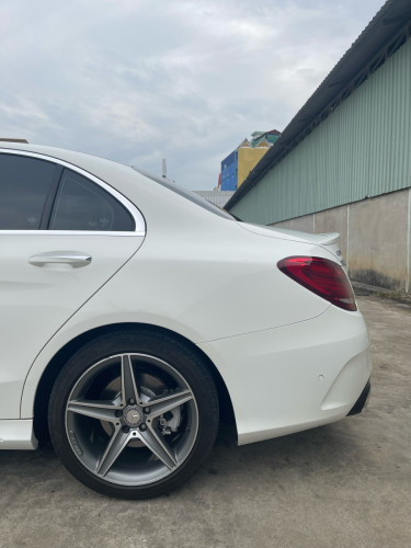 ស្តុកថ្មី 𝐌𝐞𝐫𝐜𝐞𝐝𝐞𝐬 𝐁𝐞𝐧𝐳 𝐂𝟑𝟎𝟎 𝐀𝐌𝐆 𝟐𝟎𝟏𝟓 𝐔𝐩 𝐂𝟔𝟑 ឡានស្អាត តម្លៃល្អ 🥇