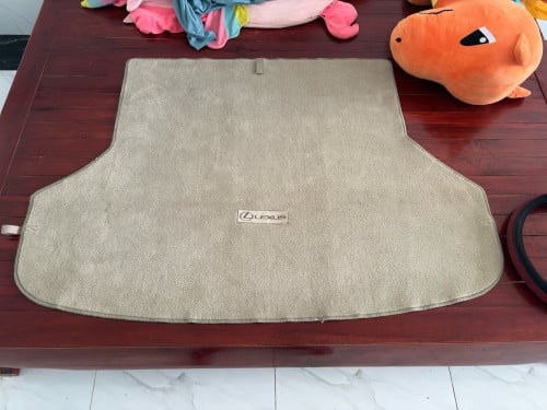កំរោល​គូទ​ក្រោយzin​330/400h/350ឆ្នាំ​04/09