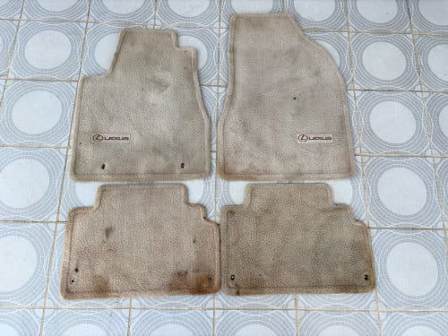 កំរោល​ជេីង​zin330/400h/350ឆ្នាំ​04/09នៅស្អាត