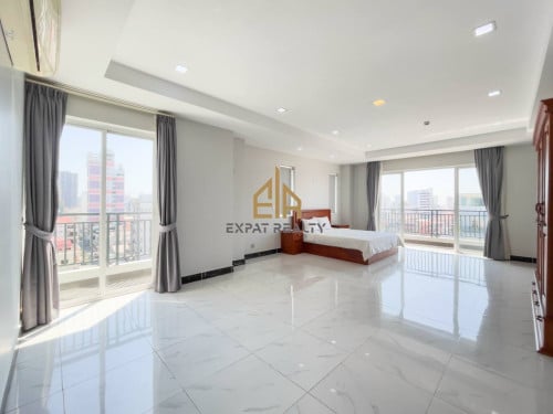 2 Bedroom Services Apartment for Rent in Tuol Tumpoung