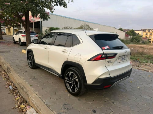 2024 Yaris Cross 1មុឺនគីឡូរជាង ធានាសុីនមួយជុំ