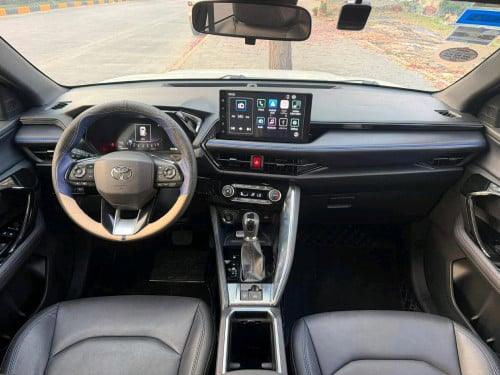 2024 Yaris Cross 1មុឺនគីឡូរជាង ធានាសុីនមួយជុំ