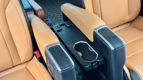ALPHARD 2010 Auto3 កៅអីម៉ាស្សា