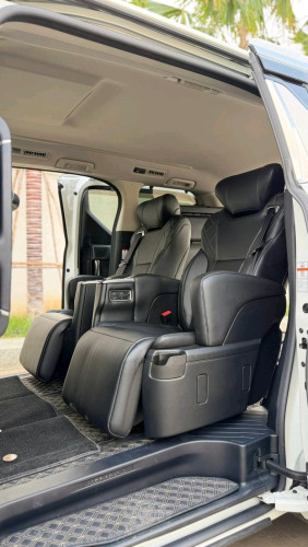 ALPHARD 2015 up 2025 Very New car