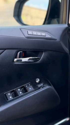 ALPHARD 2015 up 2025 Very New car