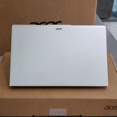 Aspire Lite15 Ryzen3-5400U Ram 8G M2 512G 15.6" ថ្មីកេស ធានា២ឆ្នាំ=379$