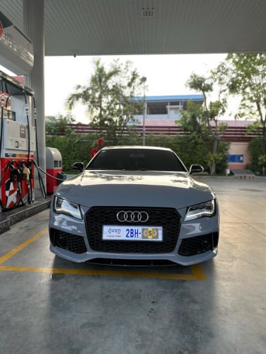 Audi A7 up Rs7