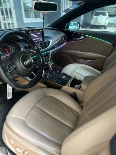 Audi A7 up Rs7