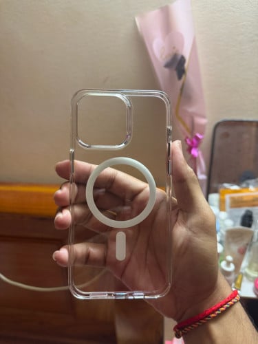 Case 15 pro max second hand like new brand Spigen & Benks