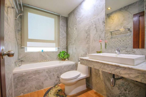 Cozy Two bedroom for rent at BKK 1