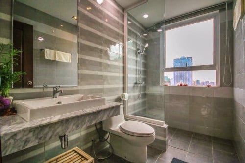 Cozy Two bedroom for rent at BKK 1