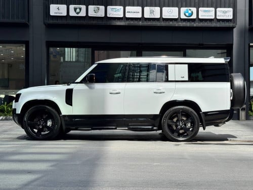 Defender 130 Xdynamic V6 Gasoline P400
