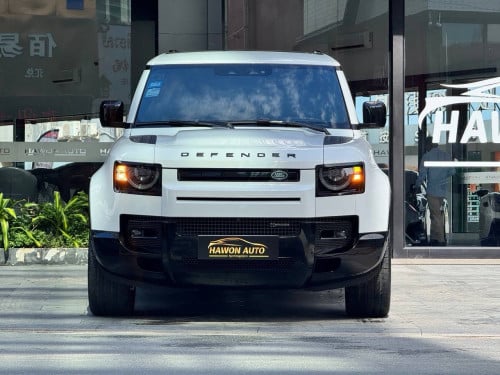 Defender 130 Xdynamic V6 Gasoline P400