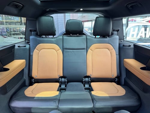 Defender 130 Xdynamic V6 Gasoline P400