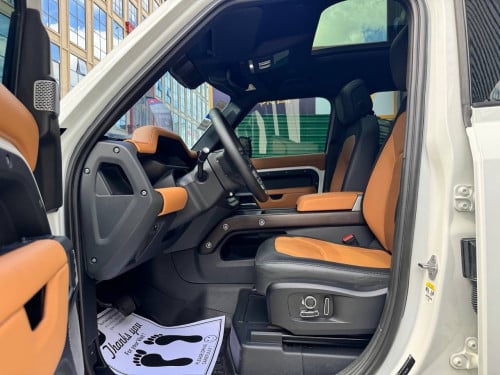 Defender 130 Xdynamic V6 Gasoline P400