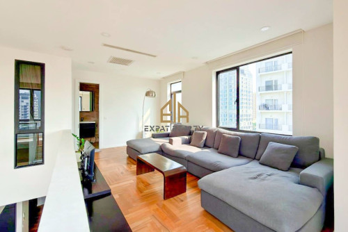 Duplex 3 Bedroom Condo for Rent in Tonle Basac