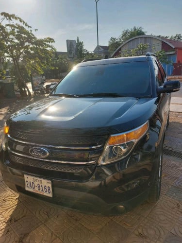 Ford Explorer 2013 for rent