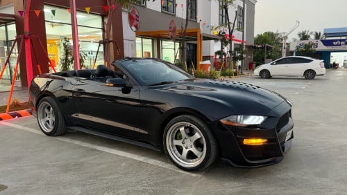 Ford Mustang 2018 full option