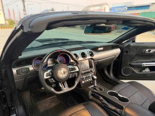 Ford Mustang 2018 full option