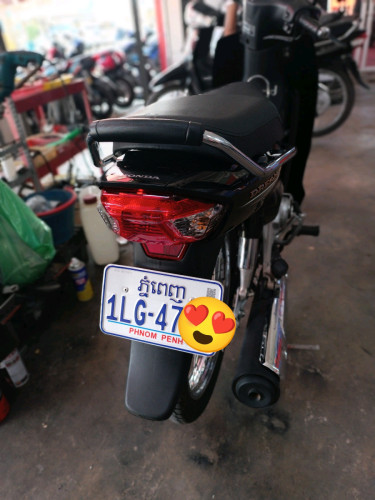 Honda Dream 025