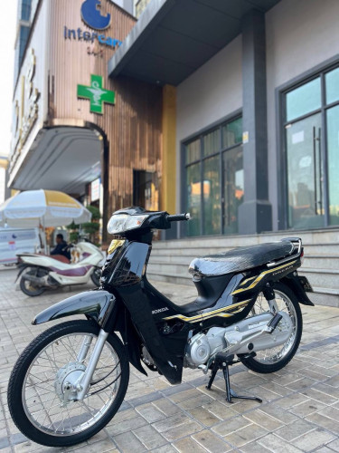 Honda Dream 2023 មានលេខស្រាប់​ ស្អាត98%