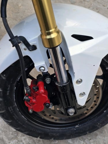 Honda MSX_16 125CC មានកាតម៉ូតូ (ប័ណ្ណខ្មែរ)។