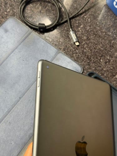 iPad 9th Generation 64GB Wifi only