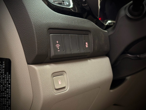 Kia Carnival 2016
